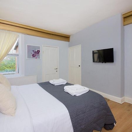 Ideal Abode Abbots 4 En-Suite Chester Exteriör bild
